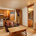 101 Park Avenue, Expansive Private Home In East Aspen, Walking Distance To Town